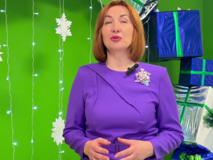 Елена Беседина записала новогоднее поздравление для курян
