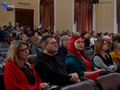 В Курске продолжается реализация мероприятий в рамках Года педагога и наставника.