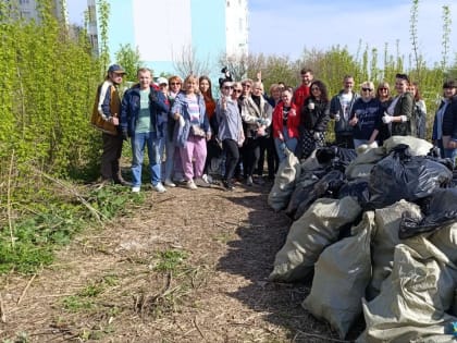 Куряне продолжают участвовать в месячнике благоустройства