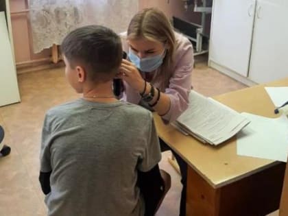 Медики областной детской клинической больницы обследовали 49 детей в районе