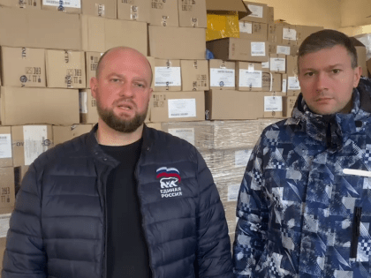 Единороссы продолжают доставку гуманитарных грузов