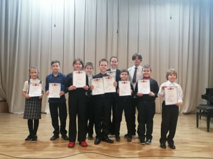 Школьный конкурс "Музыкальная мозаика"