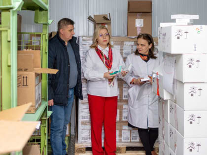 В Курске провели контроль за поступлением льготных медикаментов на склад АО «Курская фармация»