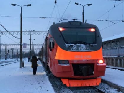 Пригородный поезд «Железногорск-Орел» вернулся на линию