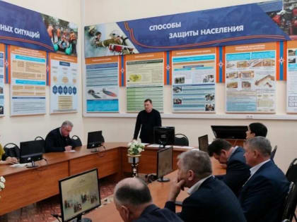 Главы районов прошли обучение по защите населения и территорий Курской области от ЧС