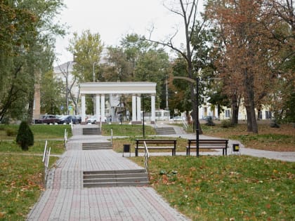В курском парке имени Ф.Дзержинского обновили подпорные стены и входные группы