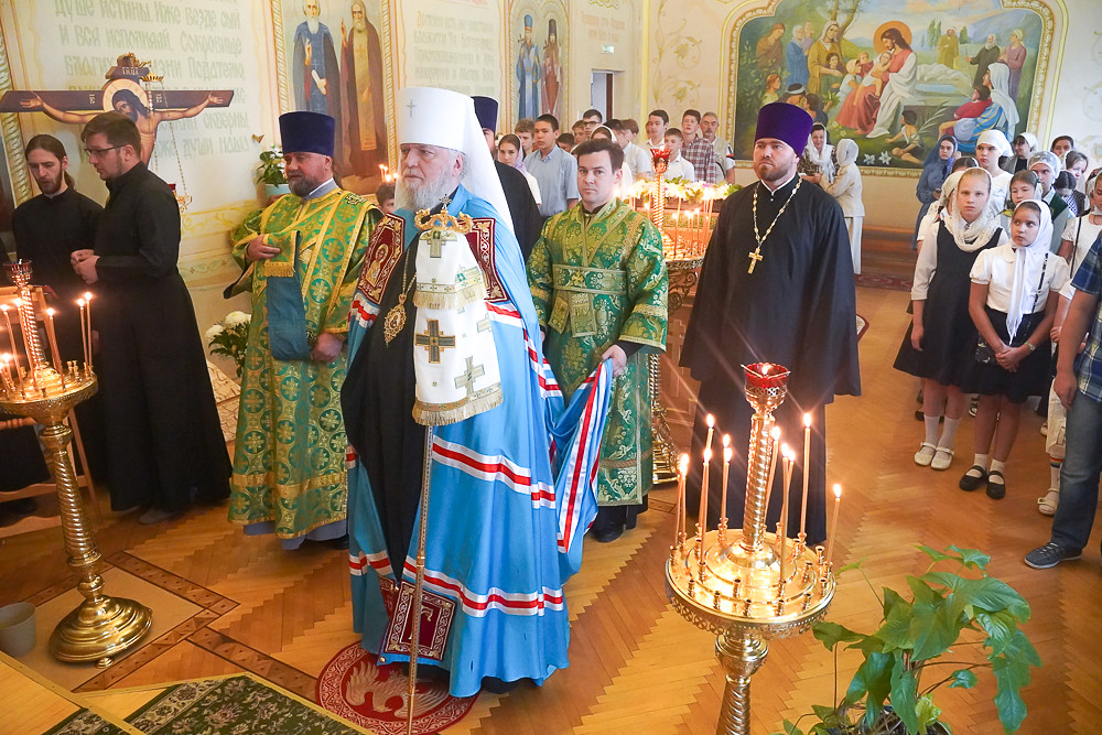 Церковь Феодосия Печерского Курск. Курская епархия.