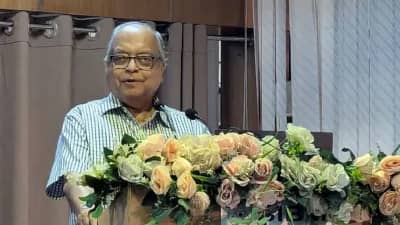 ধসের দ্বারপ্রান্তে দেশের ব্যাংক খাত, দায় রাষ্ট্রব্যবস্থার-অধ্যাপক মাহবুব উল্লাহ