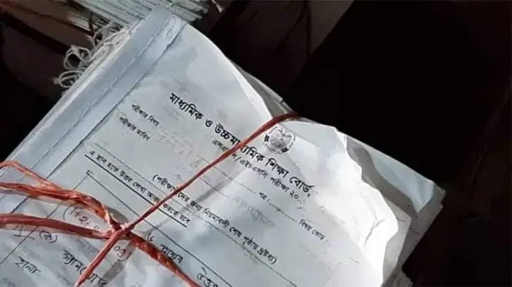 এসএসসির খাতায় শূন্যকে ৮৫, ১৩-কে ৮৩,অনিয়মের অভিযোগ করলেন শিক্ষামন্ত্রীর