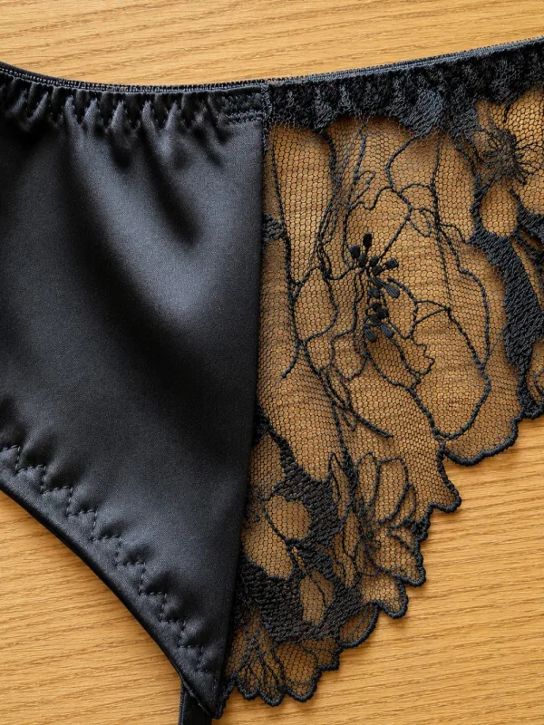 “DARK BLOOM” 7