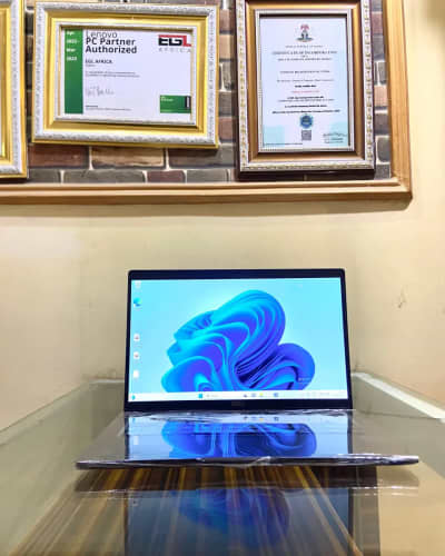 Dell Latitude 7320