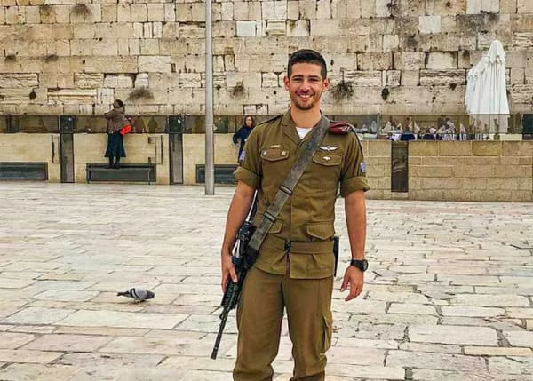 Meet Former IDF Paratrooper and Birthright Israel Alumnus Aaron