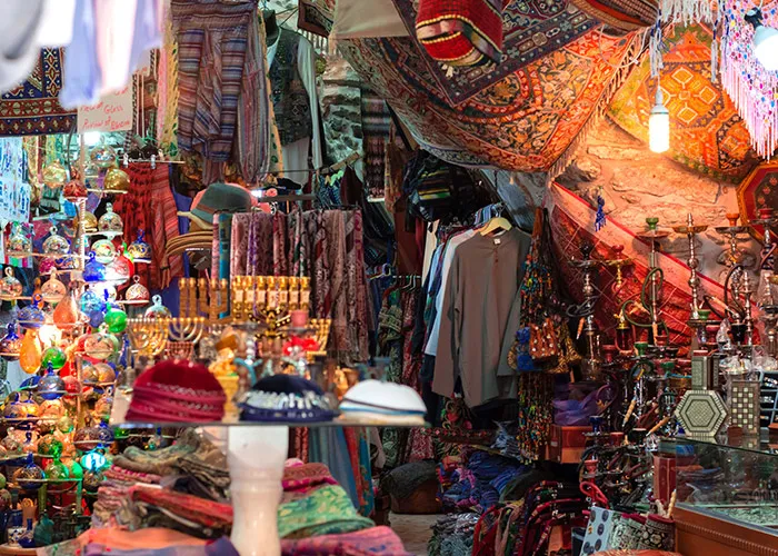 15 Ways Birthright Israel Exposes Participants to Life in Israel