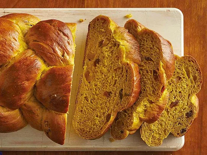 Pumpkin Spice Challah Recipe