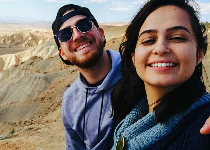 lioramara_guyrichards_negevmifgashimfeat