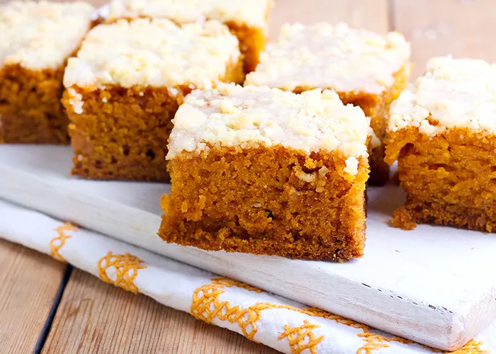 Pumpkin Streusel Coffee Cake