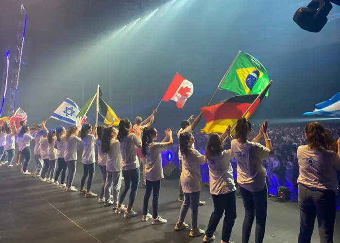 Birthright celebrates 800,000 participants since it began