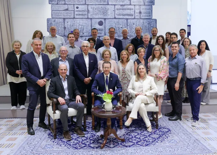 BR_019_2023-Board-Retreat_700x500