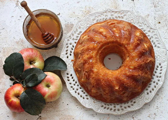 The Ultimate Rosh Hashanah Honey Cake Recipe