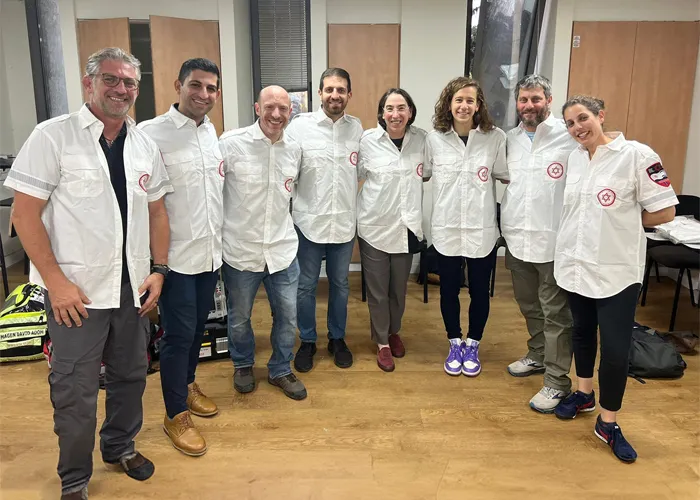 Physician Alums Volunteer with Magen David Adom in Israel