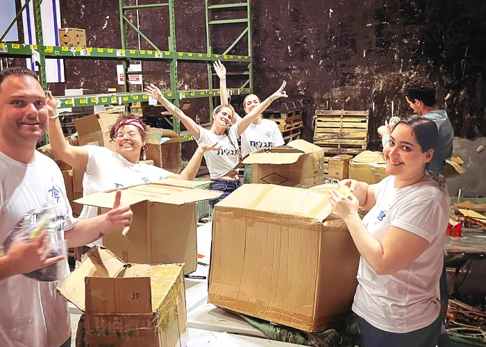 Hineini: My Quest to Embody and Find Humanity in War-Torn Israel