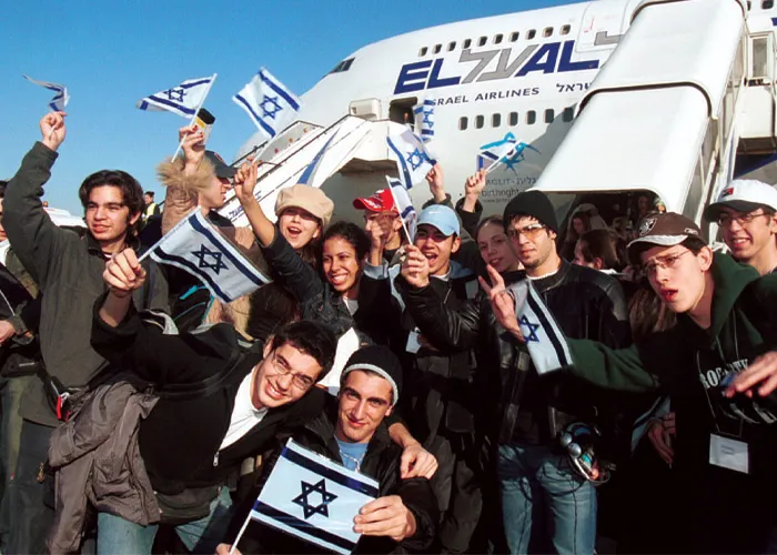 700x500_Share-Your-Story