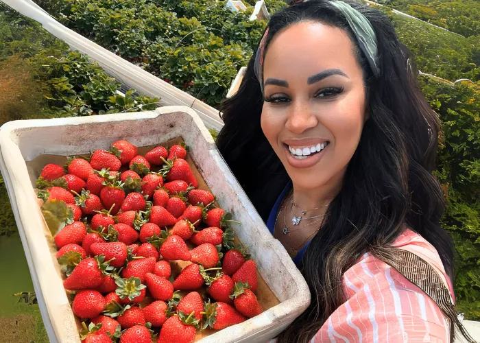 Rachel Moon FEATURED IMG