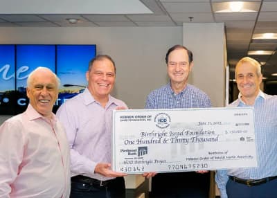Hebrew Order of David Fills Buses for Birthright Israel