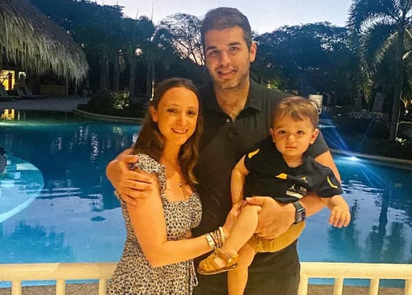 Meet Birthright Israel Alum & Supporter Brett Cooper