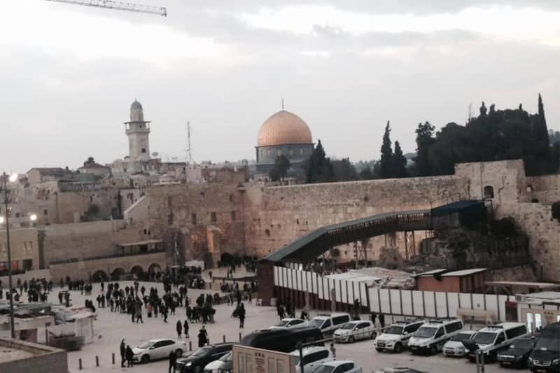 A photo of the Western Wall on Max's Birthright Israel trip