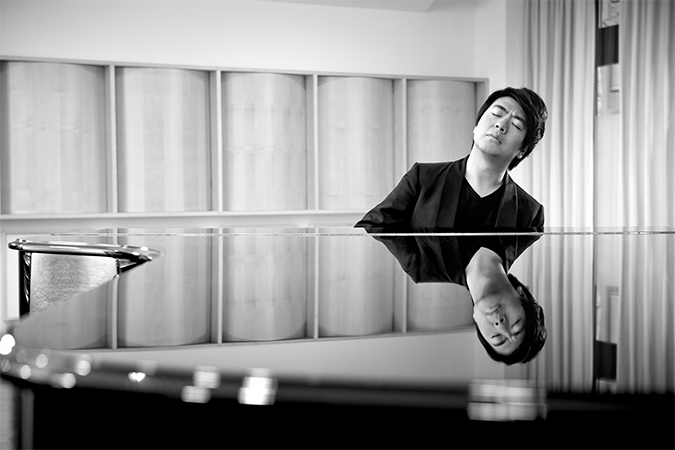 LANG LANG ǀ PHOTOGRAPHY: OLAF HEINE/DEUTSCHE GRAMMOPHON