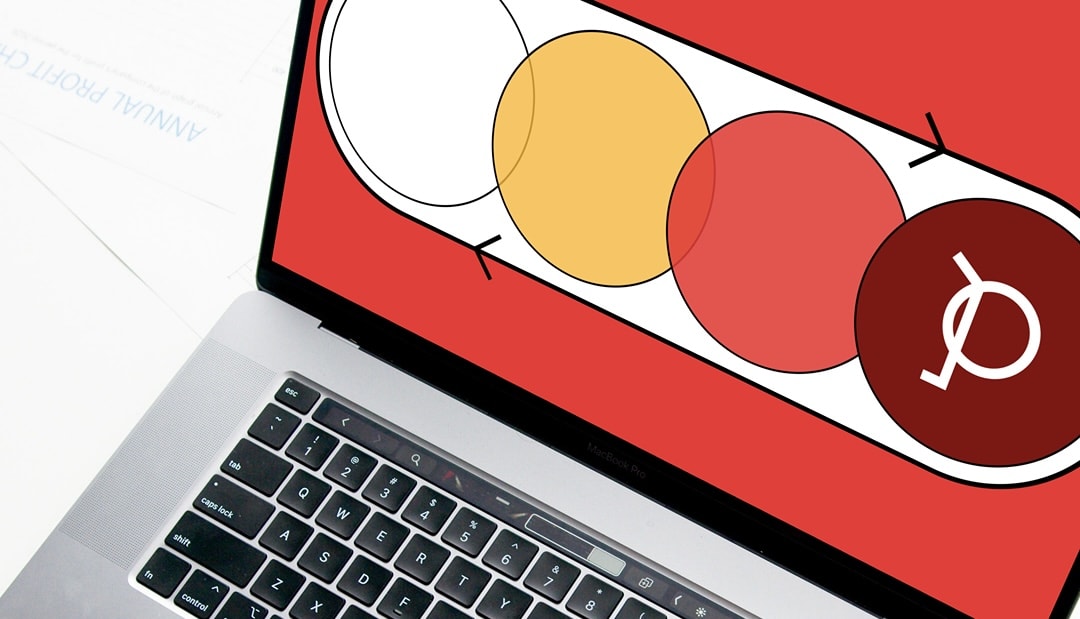 Laptop mostrando diagrama minimalista do Think it, Build it, Ship it, Tweak it, com as cores substituidas e logo da Páprica