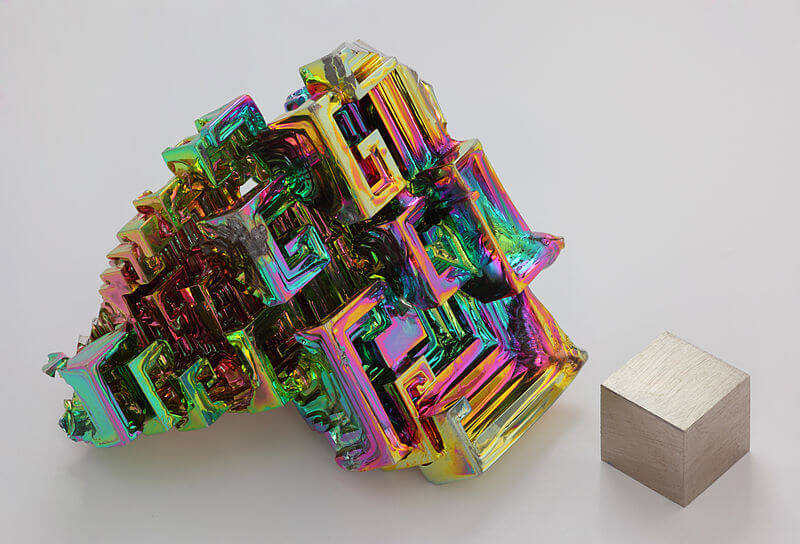 BISMUTHUM