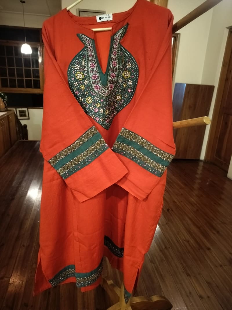 Red and Green Combination Pheran