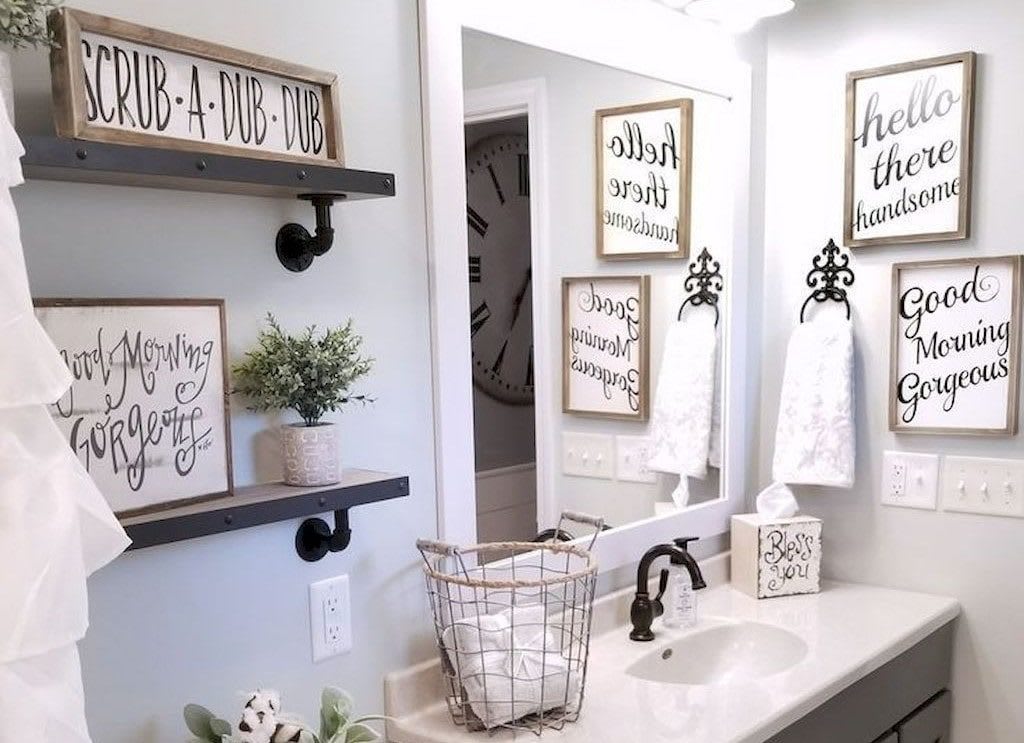 Farmhouse Bathroom Wall Decor Ideas