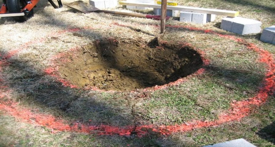 Excavate a level ring