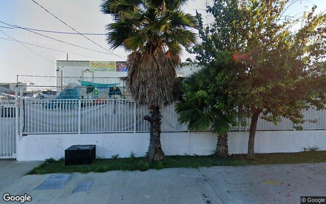 Street-level view near South Park Doggie - Doggieland (LA)