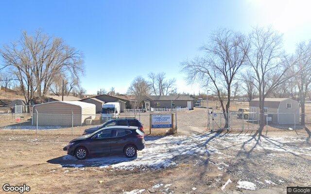 Street-level view near Tumbleweed Country Kennels