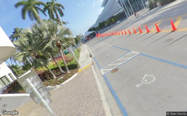 Street-level view near Valentina Pet Care