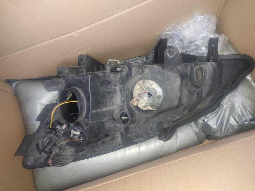 Renault Scenic Priekinis žibintas 1EL 009 447-091; 158103-00; HELLA E4 10913 4