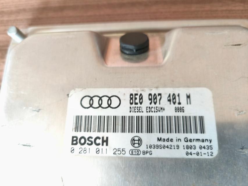 Audi A6, S6 Variklio valdymo blokas 8E0907401M 6