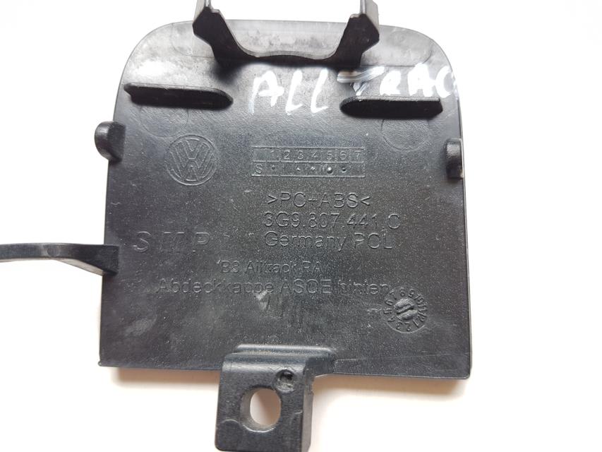Volkswagen Passat Priekinis tempimo kilpos dangtelis 3G9807441C 1