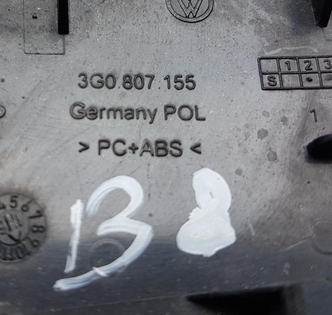 Volkswagen Passat Priekinis tempimo kilpos dangtelis 3G0807155 1