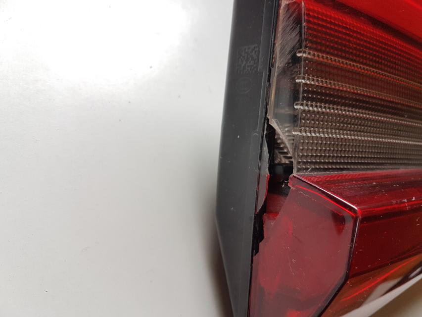 BMW X5 Galinis žibintas dangtyje G05HLT2; 2SK2418; H7793199507  2