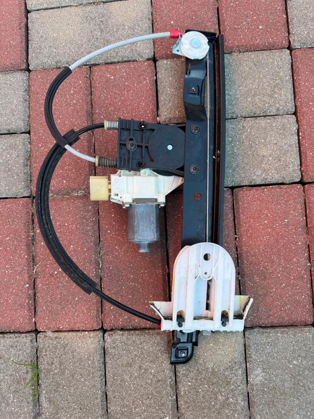 Ford Mondeo El. Lango pakėlimo mechanizmo komplektas 7S71-A27001-BP; 6M21-14553-B