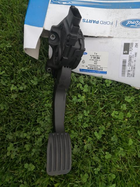 Ford Galaxy Kita salono detalė C95YE03 3