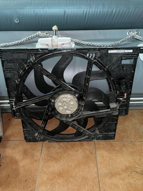 BMW Series 4 Radiatorių komplektas 8592701; 6805346 ; 8591441 ; 8666751 1