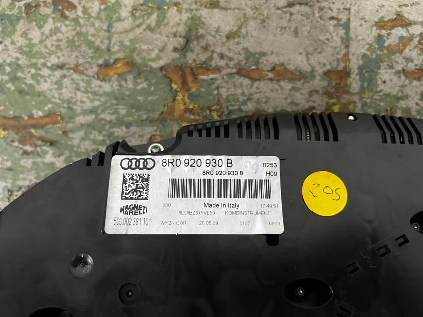 Audi Q5, SQ5 Spidometras (prietaisų skydelis) 8R0920930B 3