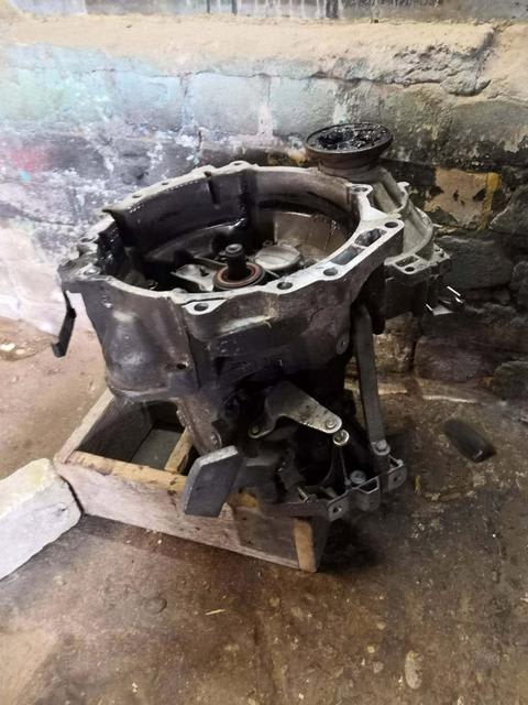 Volkswagen Touran Mechaninė 6 pavarų dėžė 