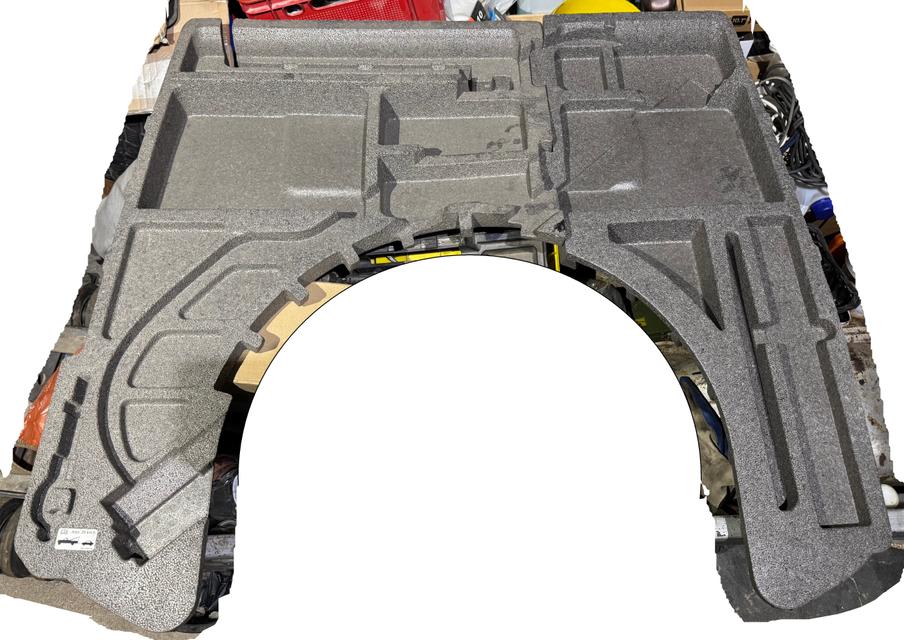 Ford Mondeo Bagažinės grindys 7S71-N11169AF; 7S71-N11168AF